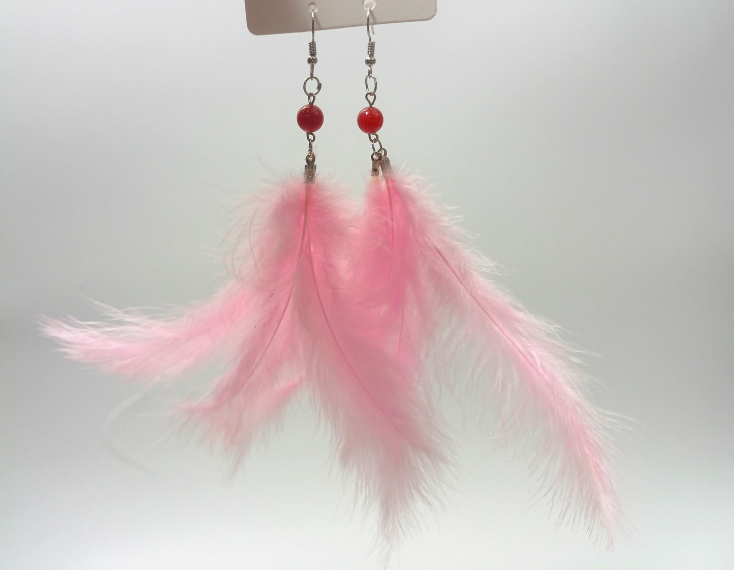 Uzun Tüy Detaylı Küpe – Soft Pembe