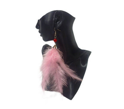 Uzun Tüy Detaylı Küpe – Soft Pembe