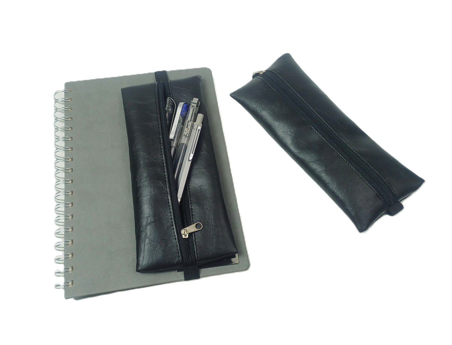 Minimal Siyah Suni Deri Defter Kalemliği – Lastikli Tasarım