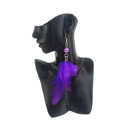 Mor Doğal Tüy Küpe Çift – Boncuk Detaylı Sallantılı Küpe